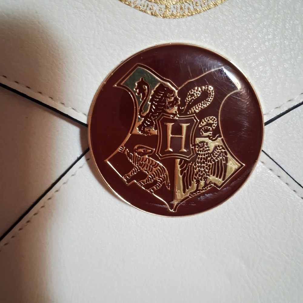 Harry Potter Hogwarts Letter Crossbody‎ Bag Cream Envelope Style Chain Strap